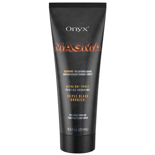 Imagen de producto recortada de la loción bronceadora Onyx Magma Tingle con diseño negro, inscripción de lava y advertencia para usuarias avanzadas
